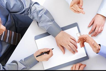 将债务转移给追债机构可行吗？如何操作？